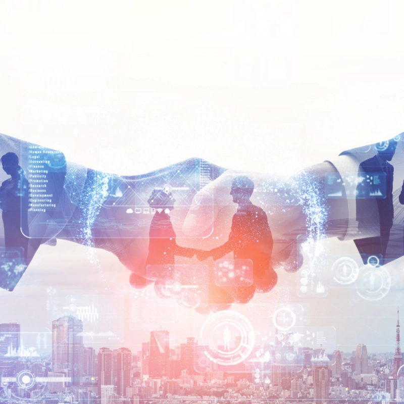 Fotografía estrechando manos - Otros sectores como Automoción, Aeroportuario, Transporte y autopistas, Energético, Climatización, Tratamiento de agua, Agroalimentario